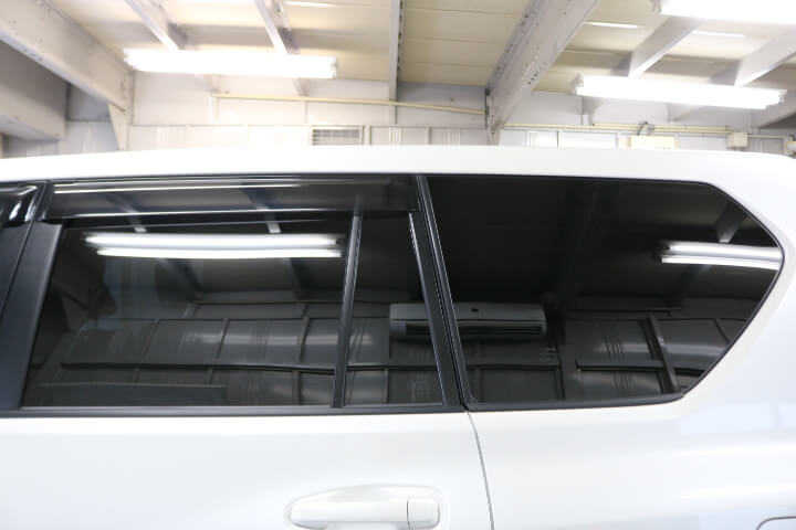 ランドクルーザープラド 施工写真 6
