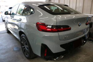 X4 カーフィルム施工例