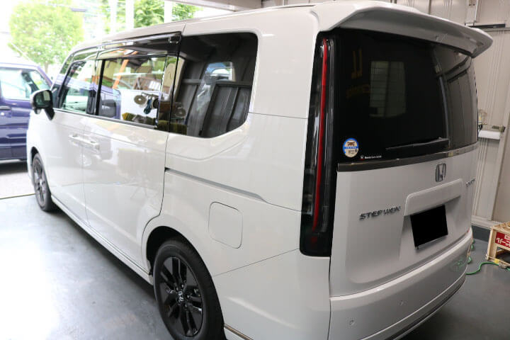 ステップワゴン 5BA-RP6 シルフィード 施工